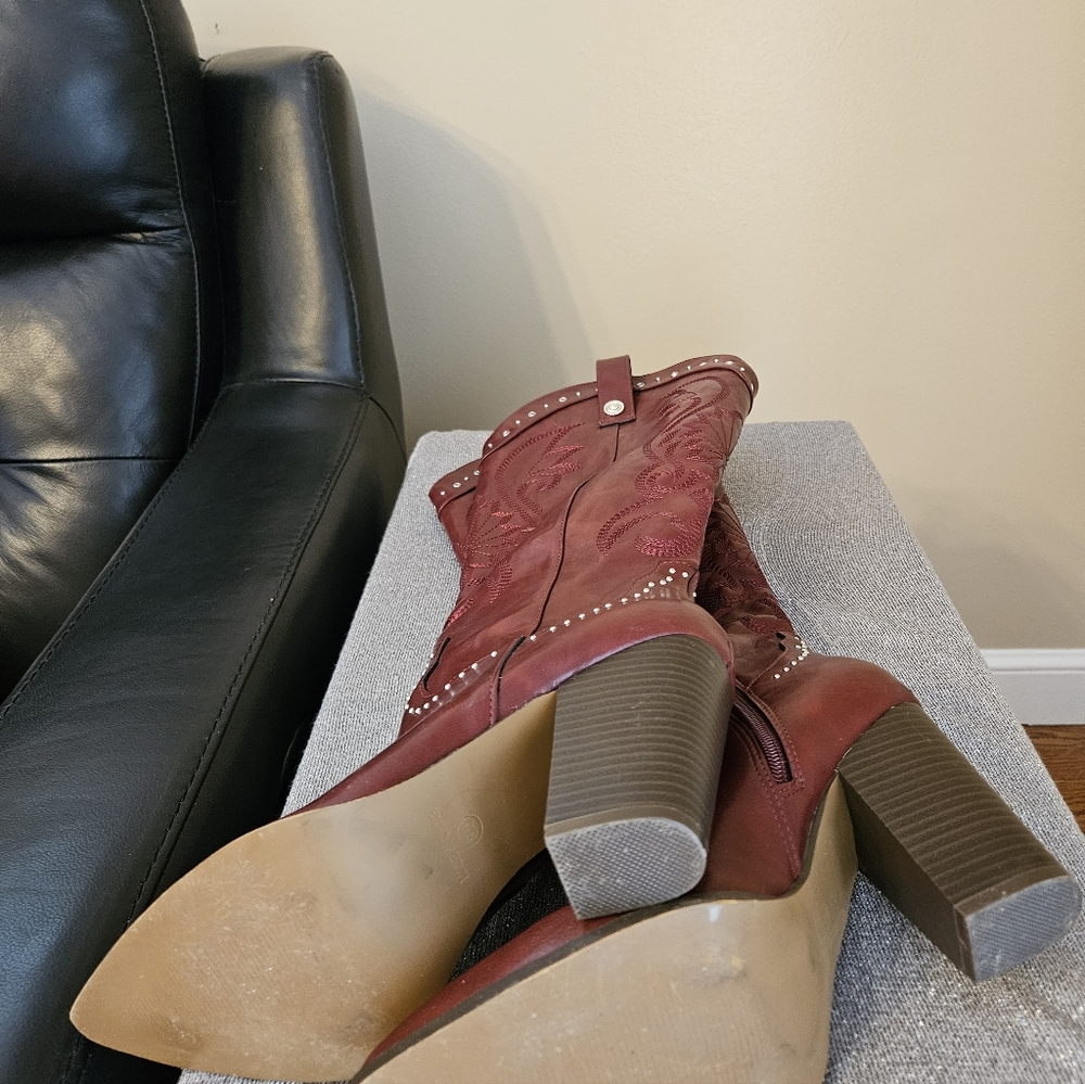 Womens Burgundy Knee-High Boots Size 8 - Picture 5 of 5